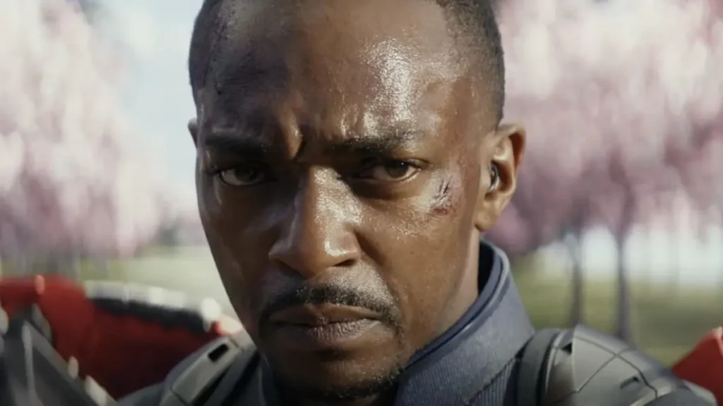 Anthony Mackie vuelve como Capitán América.